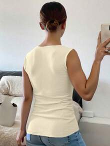 SHEIN PETITE Áo kiểu nữ mới, chất liệu có họa tiết, trễ vai, tay ngắn, ôm sát, thời trang. - Màu be - Xem 2
