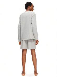 Rest Era Grey Crew Neck Long Sleeve Top & Shorts Men Pajama Set, Winter Clothes - Grey - View 2