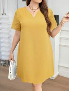 SHEIN Clasi 大码女式V领短袖休闲连衣裙 - 黃色 - 查看 1