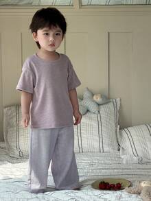 DAZY Bộ đồ ngủ kiểu Hàn Quốc cho bé trai, gồm áo thun cổ tròn và quần dài rộng rãi. - Màu tím - Xem 9
