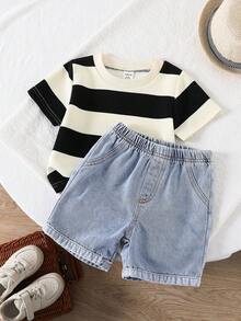 SHEIN Bộ đồ 2 món cho bé trai, gồm áo thun ngắn tay kẻ sọc đen trắng dễ thương và quần short denim, thích hợp cho mùa xuân/hè. - Đen và trắng - Xem 4