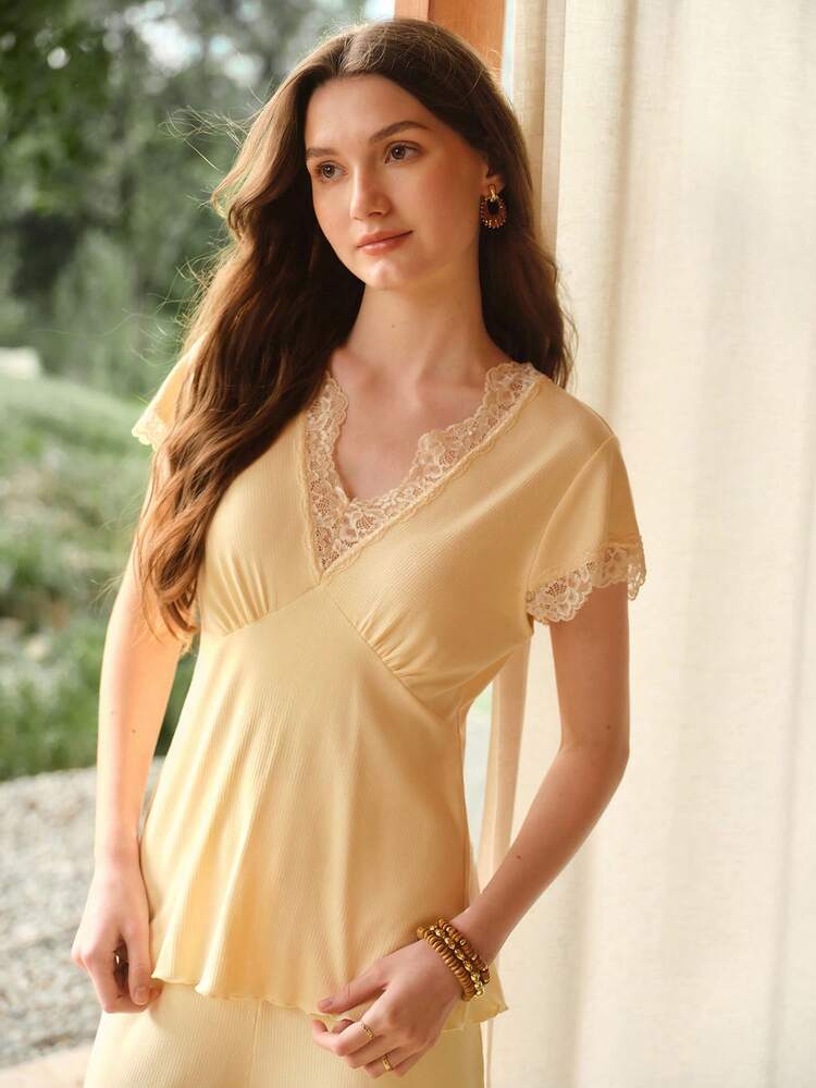 LACE PATCHWORK PAJAMA SET, TOP AND PANTS, SPRING/SUMMER