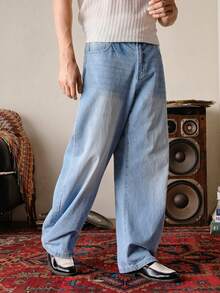 VeloEdit 男士休闲街头风手工缝制弯腿蓝色牛仔裤 - 淺色水洗藍 - 查看 5