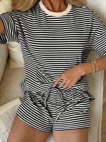 SHEIN EZwear Black Striped Print Round Neck Short Sleeve T-Shirt And Shorts Casual Set - Black - View 4
