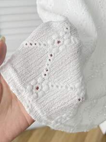 SHEIN Áo kiểu nữ tuổi teen màu trắng, chất liệu dệt họa tiết, cổ tròn, tay phồng, xếp ly, kiểu dáng thoải mái, phong cách nghỉ mát, thanh lịch kiểu Pháp, thích hợp cho những chuyến đi chơi mùa xuân, đi học. - trắng - Xem 5