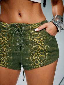 Denimoi Short court sexy à imprimé serpent avec dentelle à l'avant et à l'arrière, short sexy pour concert et sortie en boîte de nuit - Vert - Voir 1