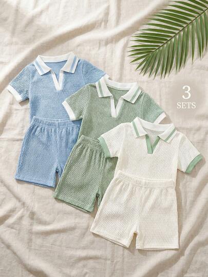 SHEIN Vintaside Kids Bộ quần áo mùa hè màu xanh lá cây cho bé trai, áo tay ngắn có cổ phối cùng quần short cùng màu, kiểu dáng tối giản không họa tiết, dáng rộng, thích hợp cho hoạt động ngoài trời, mặc nhà thường ngày, hoặc các hoạt động thể thao nhẹ.