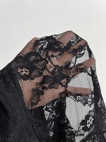 Elamini 女士蕾丝蛋糕裙，Y2K风格，性感深V领，金色孔眼装饰，抽绳 - 黑色 - 查看 6