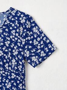Rusticease Women's Summer Holiday Floral Printed Short Sleeve Casual Dress With Round Neck - Blue and White - View 5
