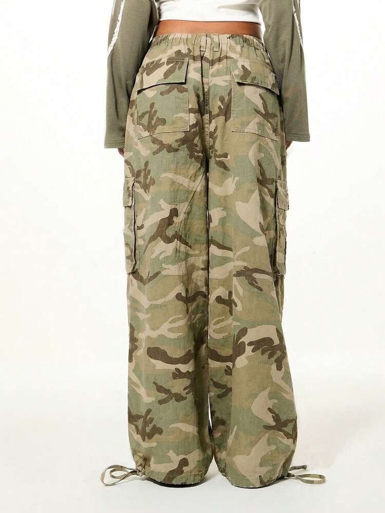 SUMWON WOMEN Low Rise Camo Cargo Pants With Pearl Rhinestone Embellishments Wide Leg Parachute Trousers For Women Streetwear Military Utility