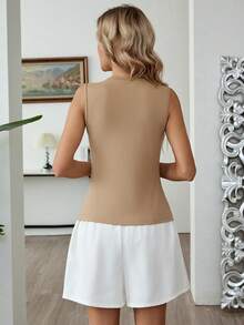 EMERY ROSE 2026 Neuer Früh-Sommer Französischer eleganter Modestil brauner schmeichelhafter Top + Elastischer Taille weiße weite Shorts Set, Lässiger täglicher Urlaubsoutfit für Frauen - Verschiedenfarbig - Übersicht 2