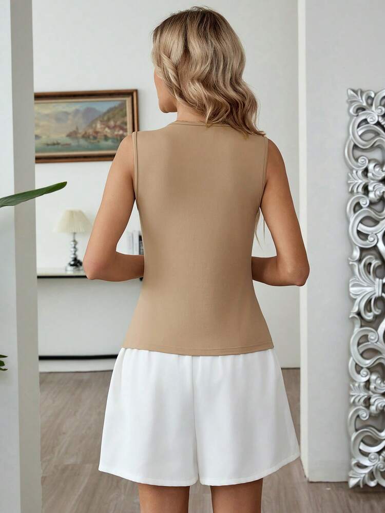 2026 New Early Summer French Elegant Fashion Design Brown Flattering Top + Elastic Waist White Wide Leg Shorts Set, Casual Daily Holiday Outfit For Women Summer Outfits For Women Casual Sets For Women Work Outfits For Women Office Outfits For Women Two Piece Set Women Elegant Two Piece Set For Women Summer Two Piece Set 2-Piece Going Out Sets For Women Two-Piece Shorts Set For Women Shorts Set Two Piece Matching Sets For Women Trending Outfit Ootd Outfit For Women