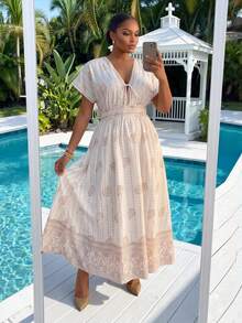 SHEIN Lady CURVE Đầm dự tiệc cỡ lớn in họa tiết hình học, kiểu dáng thường ngày, thích hợp cho kỳ nghỉ. - Nhiều màu - Xem 4