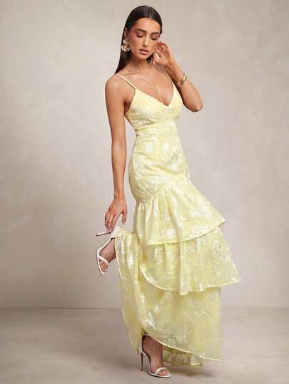 Silquee Vestido largo con escote en V de color amarillo sólido, cintura ceñida, falda con volantes en capas, silueta favorecedora, adecuado para citas románticas, vacaciones en la playa, bodas, San Valentín, Navidad, Año Nuevo, fiestas formales, elegante y sexy