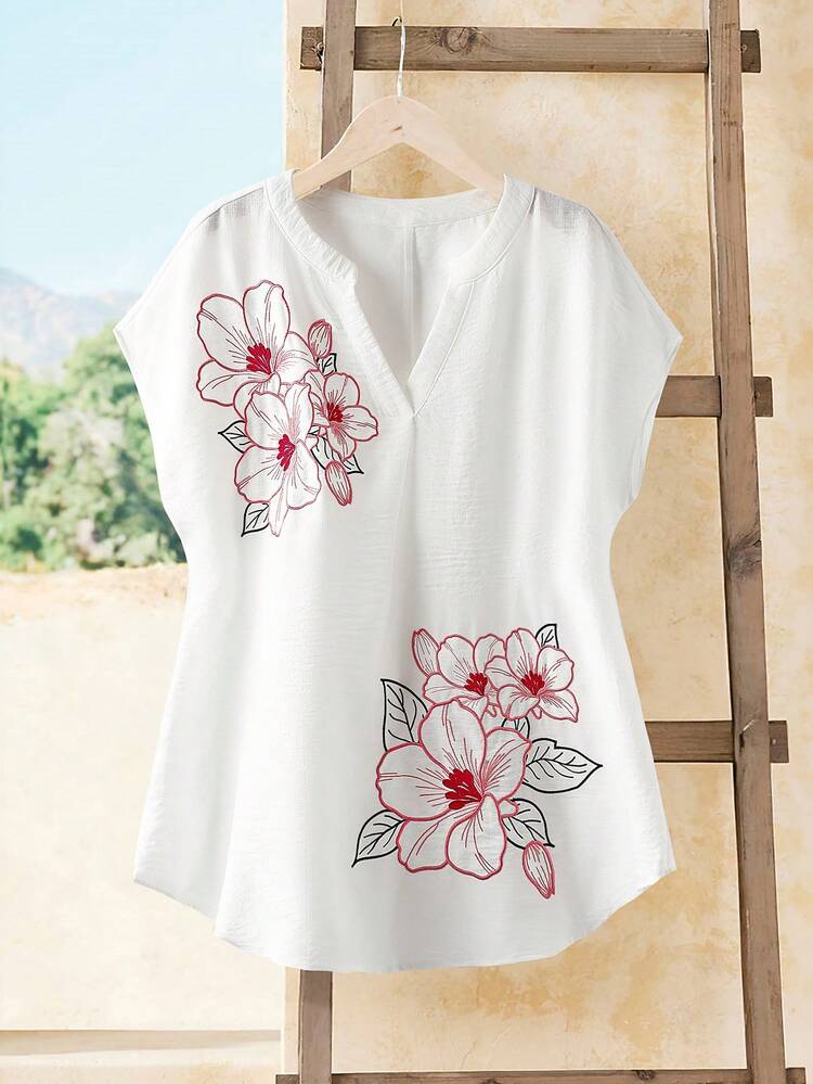 Plus Size Women Floral Embroidery V-Neck Casual Blouse