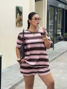 Muchica 大码女式条纹短袖T恤和短裤休闲两件套 - 彩色 - 查看 3