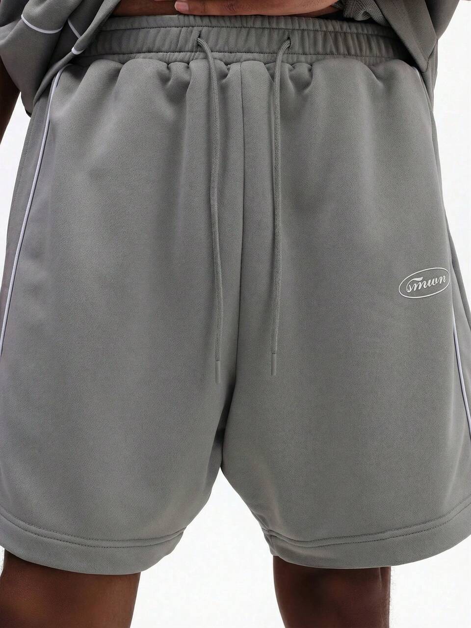 Oversized Piping Detail T-Shirt And Shorts Co-Ord Set With Contrast White Stitching Regular Fit Crew Neck Short Sleeve Matching Set