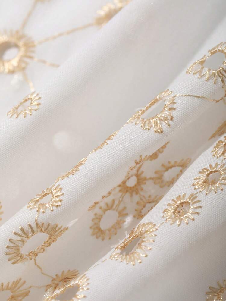 Women's Vacation Casual Hollow Out Embroidery Lace-Up Blouse Boho