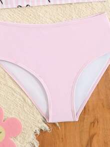 女童泳衣，粉色竖条纹配黑色蝴蝶结印花图案，荷叶边装饰和交叉肩带，适合海滩度假 - 彩色 - 查看 5