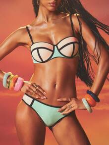 MISSGUIDED Conjunto de bikini con bloques de color y patrón geométrico, parte superior con aros y Bottom de tiro medio, traje de baño de verano de dos piezas - Multicolor - Ver 1