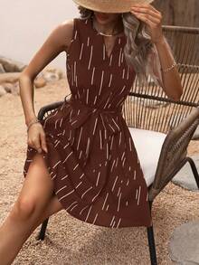 EMERY ROSE Vestido sin mangas con estampado de rayas y corte aleatorio - Café - Ver 5