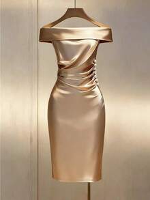 Franclia 露肩缎面连衣裙，收腰，显瘦 - 杏色 - 查看 1