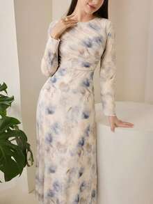 Vestido largo elegante de mujer con cuello redondo, mangas acampanadas y estampado tie-dye - Púrpura malva - Ver 6