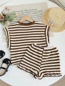 LMoss Kids Bộ 2 món gồm áo thun cổ tròn kẻ sọc và quần short cho bé gái. - Nhiều màu - Xem 2