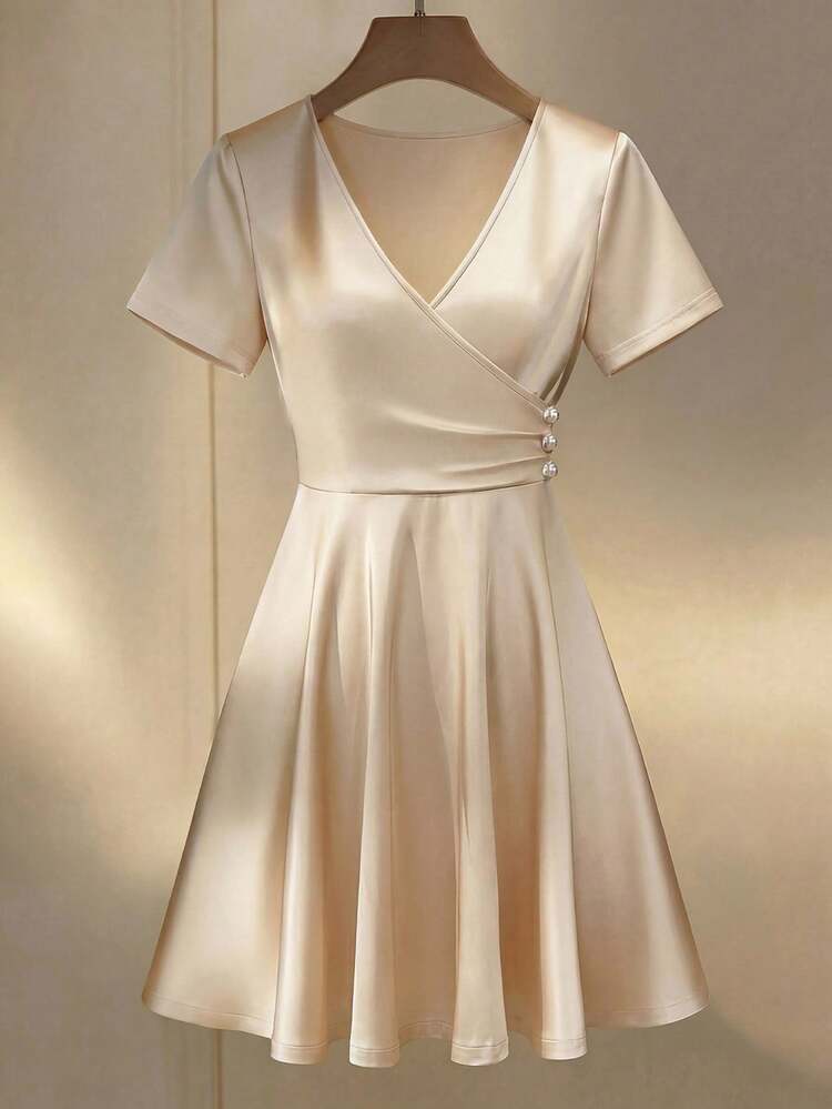 Women's Solid Color V-Neck Pleated Casual Minimalist Vacation Summer Dress,Summer Dress, Party Dress,Wedding Guest Dress, Elegant Dresses For Ladies