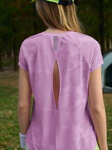 Exploreva Camiseta rosa de malla transpirable para deportes al aire libre para mujer - Morado - Ver 2