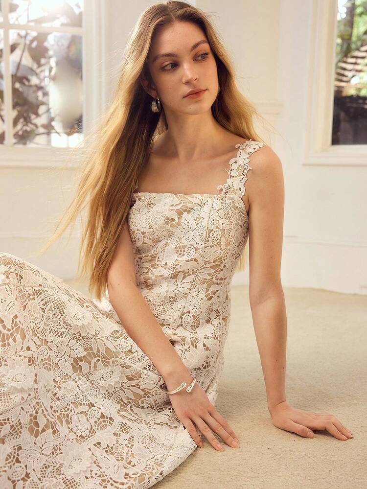 WOMEN'S LACE DRESS IN WHITE, SUITABLE FOR DATES AND VACATIONS, SPRING/SUMMER