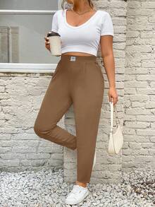 SHEIN PETITE CURVE Celana Panjang Wanita Ukuran Besar dengan Bordir Huruf dan Saku, Model Meruncing - Coklat - View 7