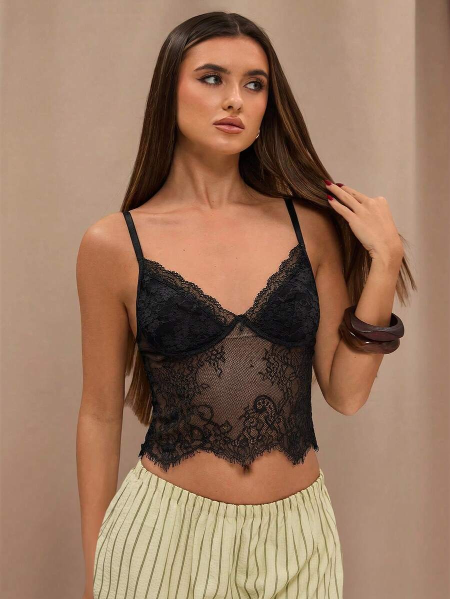 SHEIN BAE 女士花卉蕾丝短款吊带背心 - 黑色 - 查看 1
