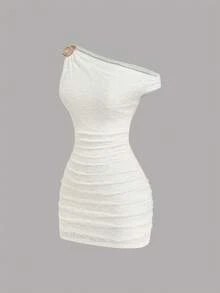 Sweetra Plus Size White Summer Elegant Party Y2K Asymmetrical Shoulder Texture Fabric Pleated Vacation Dress, Metal Buckle Decoration, Wedding, Daily - White - View 3