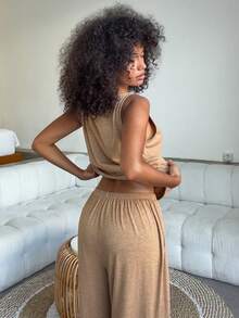 Livesso Bộ đồ mặc nhà tối giản dành cho nữ, gồm áo tank top và quần dài, thích hợp cho mùa hè. - Màu Khaki - Xem 2