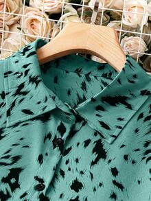 SHEIN LUNE Plus Allover Print Belted Shirt Dress Maxi Women Outfit - Green - View 3