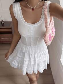 DAZY Áo tank top cổ tròn ôm sát phối ren tương phản, kiểu dáng thường ngày, thích hợp cho kỳ nghỉ của nữ, phong cách Y2K. - trắng - Xem 5