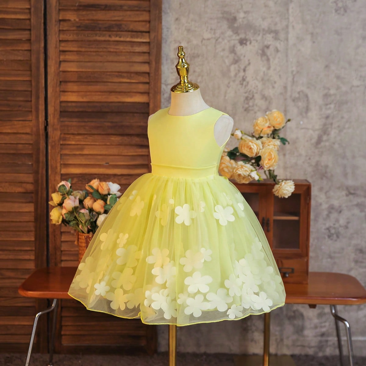 Vestido de princesa para niñas pequeñas, vestido de dama de honor, vestido formal para fiesta de cumpleaños y boda, de tela de satén, sin mangas,