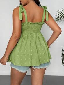 Rometta Kemeja Wanita Ukuran Besar Warna Polos dengan Kain Jacquard Pom-Pom dan Tali Bahu, Bagian Depan Berkerut. - Hijau - View 2