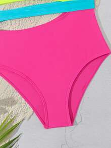 SHEIN Áo tắm liền thân dệt kim phối màu dễ thương cho bé gái tuổi teen, thiết kế bất đối xứng ở vai và eo, in kỹ thuật số, phong cách thời trang thanh lịch kiểu Âu Mỹ, thích hợp cho bơi lội, mùa hè, bãi biển, kỳ nghỉ. - Nhiều màu - Xem 4
