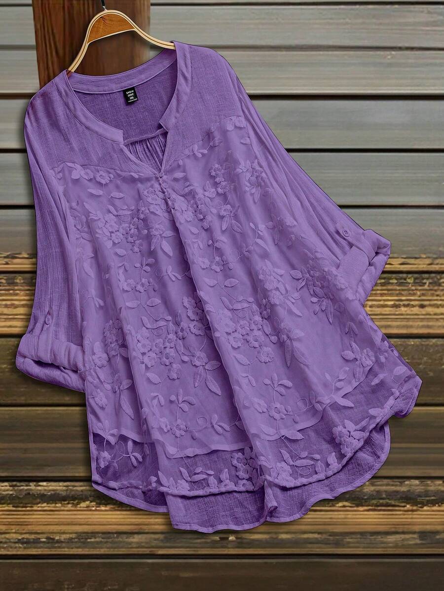 SHEIN LUNE CURVE Camisa de talla grande con cuello con muesca, unicolor y bordado floral - Púrpura malva - Ver 1