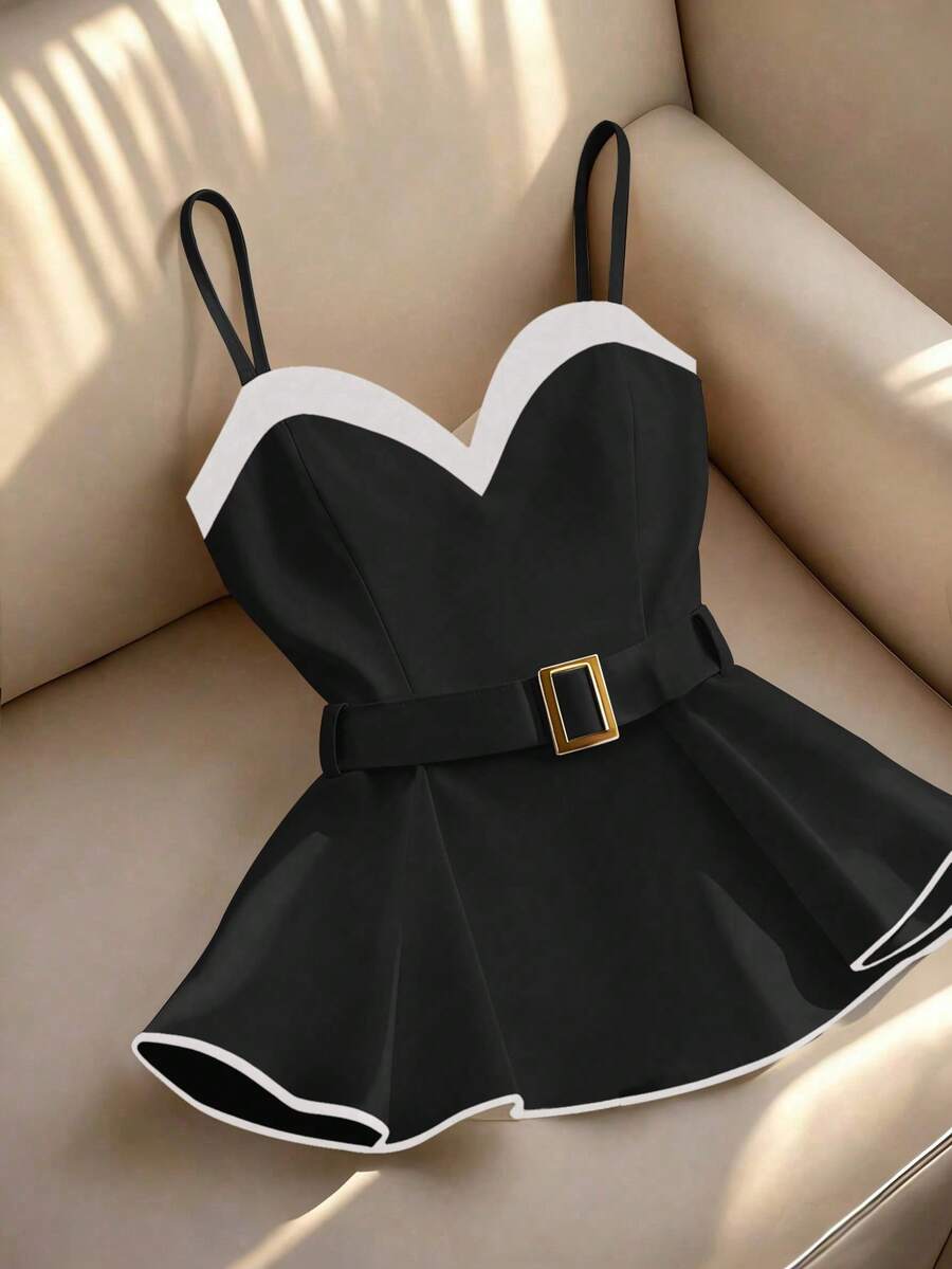 Franclia Camiseta sin tirantes con cuello de corazón y volantes, estilo patchwork en blanco y negro, con cinturón de hebilla dorada en la cintura, estilo casual de vacaciones, adecuado para el trabajo, el campus - Negro - Ver 1