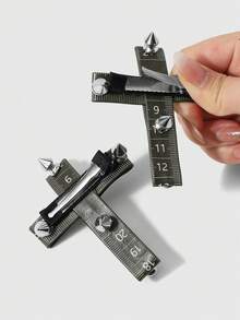 ROMWE Anime 2 Y2k Heavy Industry Punk Unique Dark Wind Goth Dark Green Tape Measure Rivet Leather Splicing Cross DIY Hairpin Duck Bill Clip Side Clip Hairpin, Combination Set, Suitable For Girls, Ladies, Sisters, Girlfriends Daily Wear, Holiday Gifts - Dark green-42 - View 7
