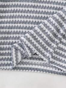 SHEIN Playful Pals 4 piezas Conjunto de ropa para bebé niño, que incluye 4 tops de manga corta de cuello redondo con textura de punto y 4 pantalones cortos de punto con cintura elástica a juego. Los colores de los tops son caqui blanco, gris oscuro blanco, gris blanco y beige blanco, con los pantalones cortos a juego con los correspondientes colores de los tops. Adecuado para primavera/verano, actividades al aire libre, uso casual, apto para bebé niño de 6 meses a 2-3 años - Multicolor - Ver 7