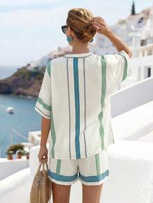 Balvessa 女士夏季条纹印花V领蝙蝠袖短袖上衣搭配松紧腰宽松短裤两件套，休闲度假沙滩户外装 - 彩色 - 查看 2