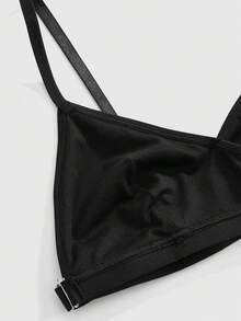 ROMWE Women's Gothic Minimalist Comfortable Criss-Cross Hem Bra - Black - View 4