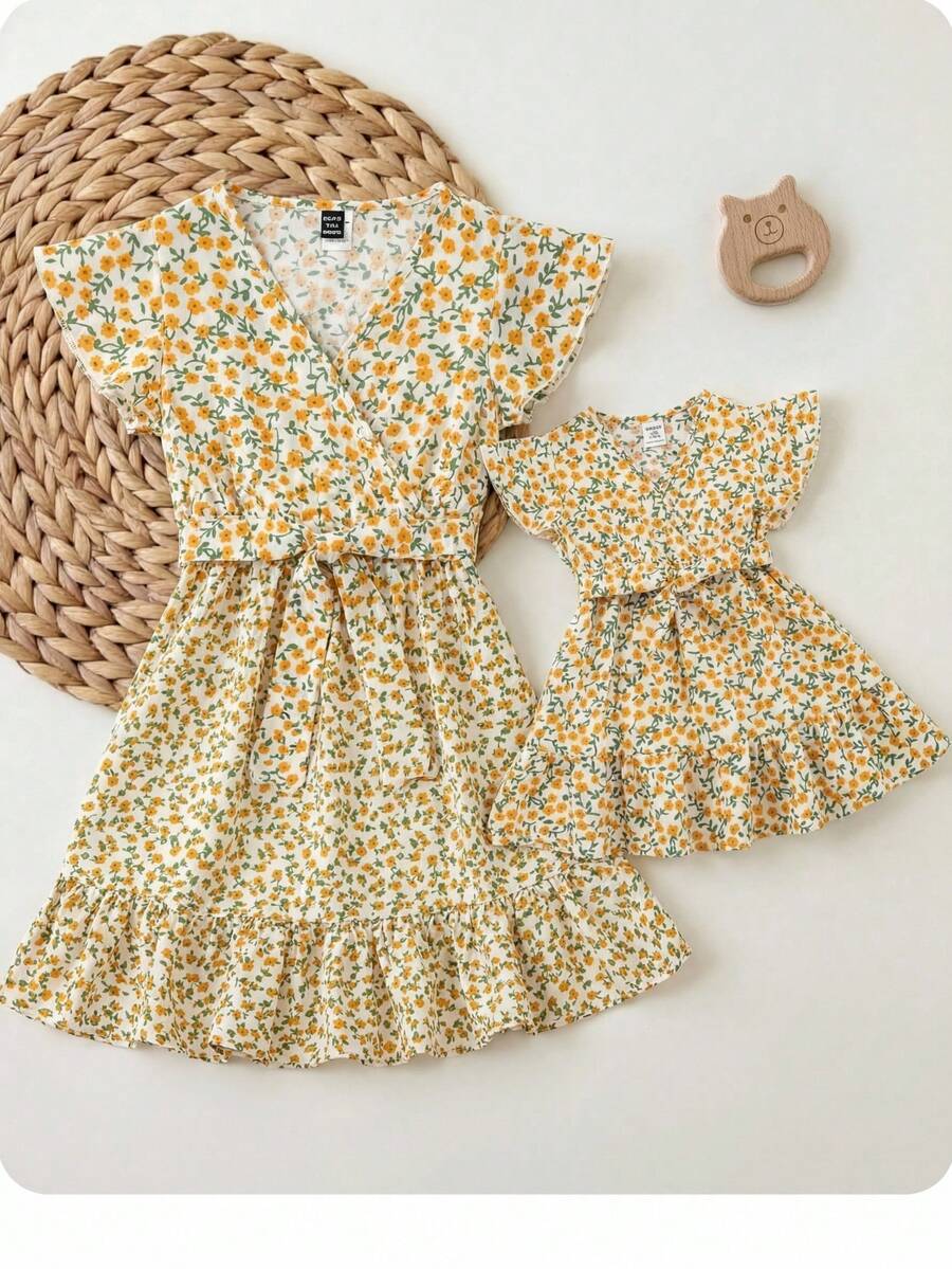 女婴夏季可爱碎花短袖连衣裙，母女装（两件套分开出售） - 黃色 - 查看 1