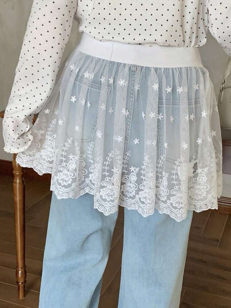 Dazy Plus Elastic Waist White Lace Layered Casual Mini Skirt For Girls