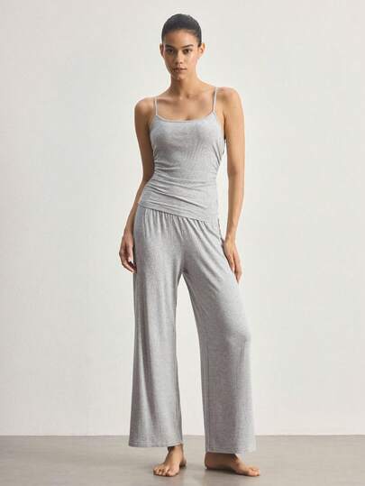 Ocili 柔软舒适的女士休闲吊带背心和睡裤套装，适合室内外穿着。