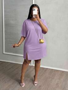 Slaydiva Vestido de manga corta con abertura lateral, hombros caídos y color rosa para vacaciones de principios de primavera en tallas grandes - Púrpura malva - Ver 1